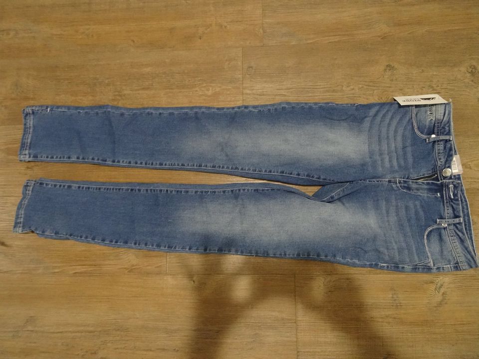 Reitjeans , Stone Deek Roxy, Gr. 29 mit langem Bein, neu in Vechta