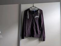 Nike Jacke Damen zu verkaufen Nordrhein-Westfalen - Bergkamen Vorschau