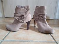 Tamaris Stiefeletten, ungefüttert, neu, braun, Größe 37 Hessen - Hünfeld Vorschau