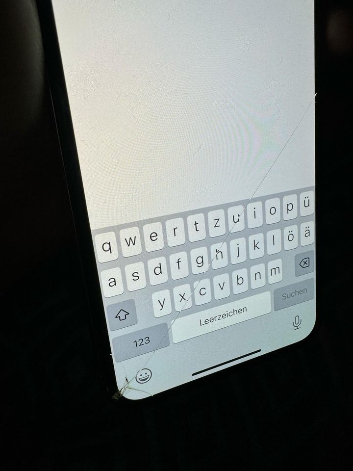 iPhone XS Weiß Silber Top Zustand kleine Kratzer unten rechts in Freckenhorst