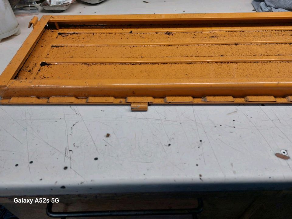 Heckklappe Bordwand Piaggio ohne Rost in Bad Bodenteich