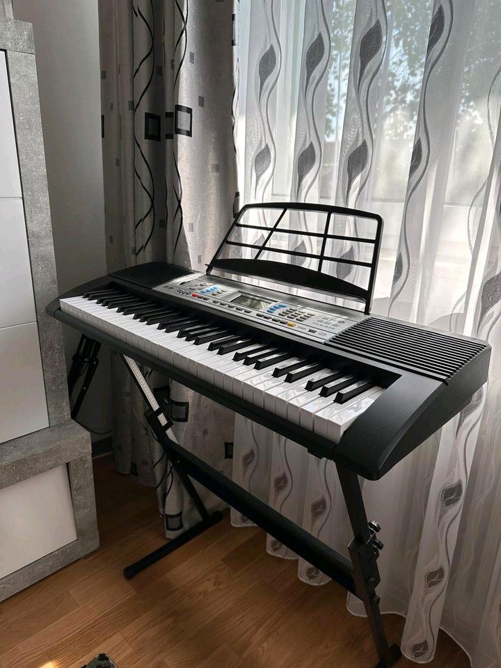 Keyboardklavier Elektronisch in Stuttgart