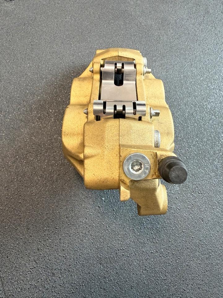 Brembo P4 30/34 Ducati, KTM, Husqvarna, Yamaha SR 500 Bremssattel in Balingen