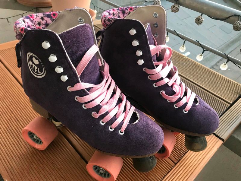 Rollschuhe 41/42 BTFL lila rosa wie neu Roller Skates Skating in Köln -  Ehrenfeld | Freunde und Freizeitpartner finden | eBay Kleinanzeigen ist  jetzt Kleinanzeigen