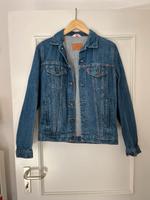 Levi’s Damen Jeans Jacke Größe S Leipzig - Schönefeld Vorschau