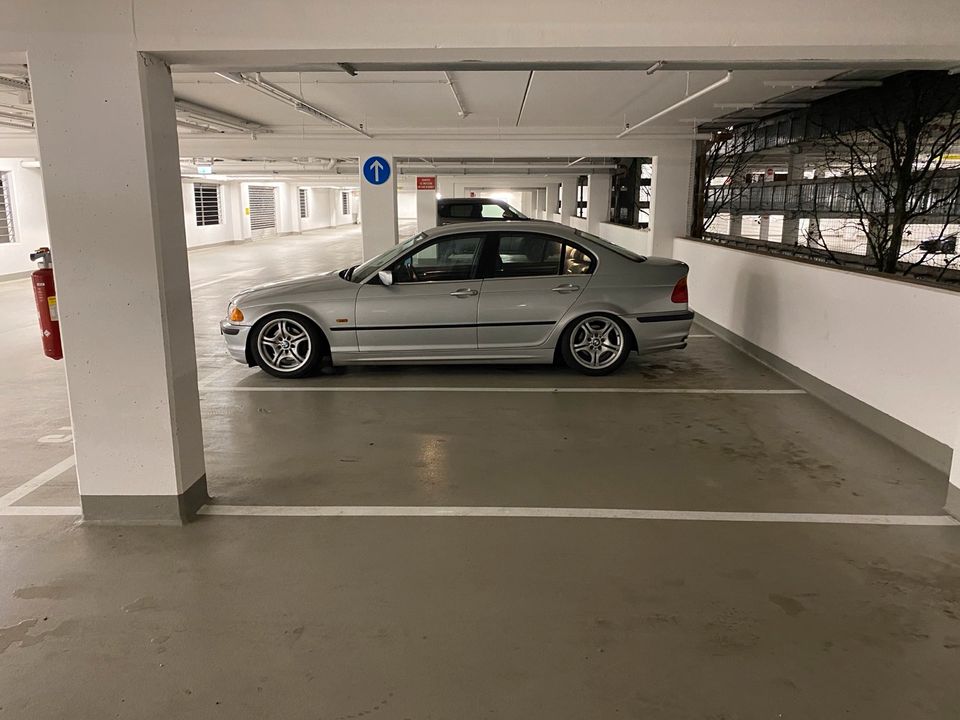 BMW e46  328i  (kein m3 , 325i) in Perl