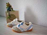 Turnschuhe gr 28 Hallenschuhe Sportschuhe Sachsen - Schwarzenberg (Erzgebirge) Vorschau