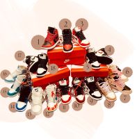 Mini Nike Air Jordan Schlüsselanhänger 3D Sneaker Key Holder Nordrhein-Westfalen - Straelen Vorschau
