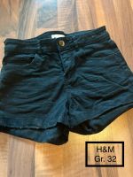 **H&M** Jeans Shorts schwarz Gr. 32 top Mecklenburg-Vorpommern - Klütz Vorschau