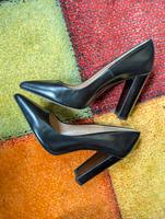 Pumps Highheels 40,5 40 High Heels Absatzschuhe Zara schwarze Mecklenburg-Vorpommern - Eixen Vorschau