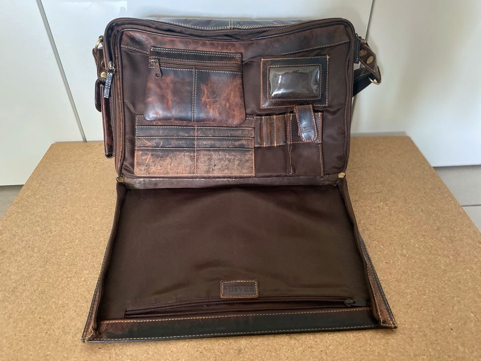 Braune Vintage Retro Schultertasche Lehretasche in Köln