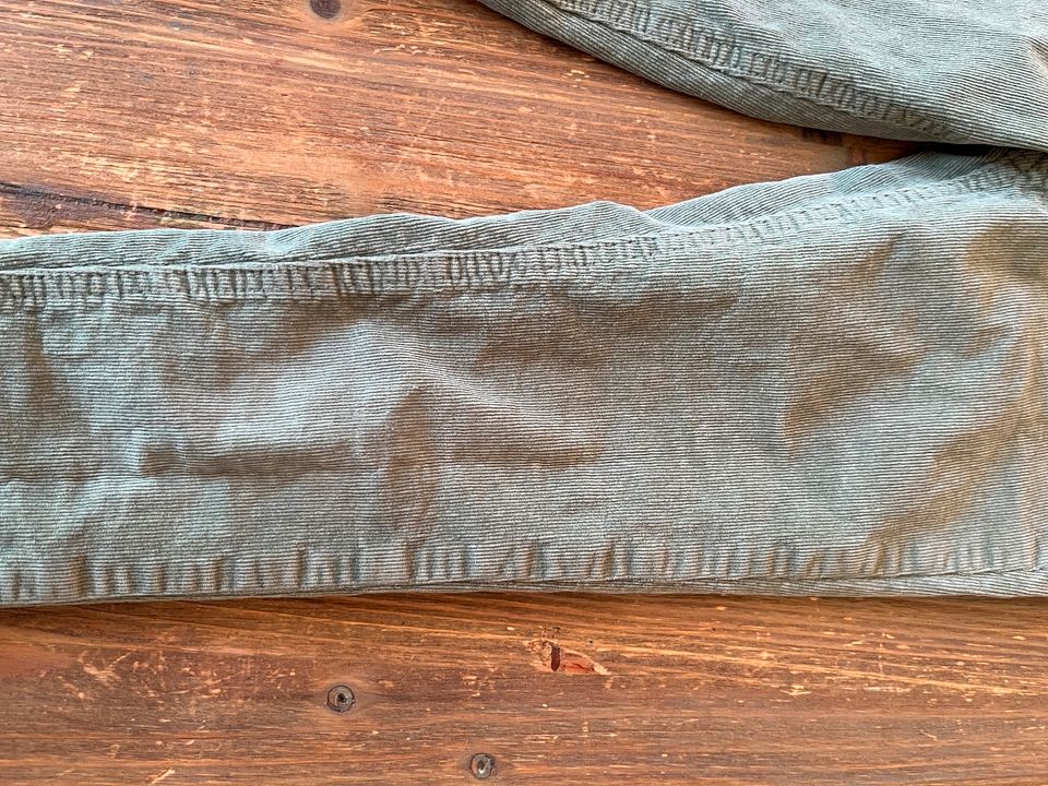 Jako-o Cordhose 116 122 verstellbarer Bund Rundumgummi Khaki grau in Oldenburg