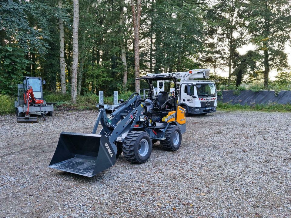 Radlader Greifschaufel mieten leihen Mietpark Westerstede in Westerstede