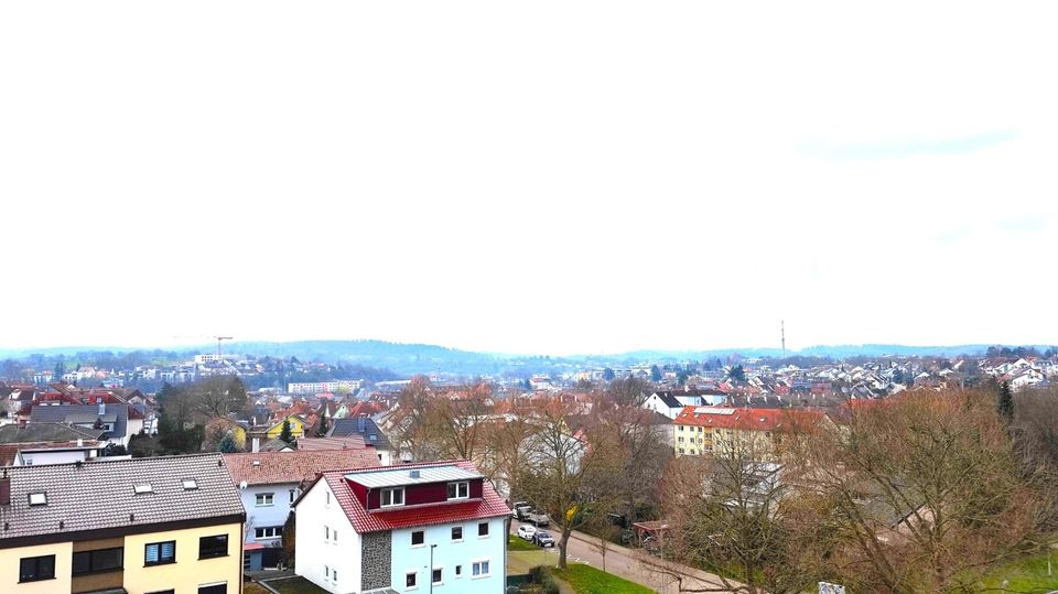 Schöne Etagenwohnung mit großem Balkon und toller Aussicht in Bretten