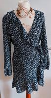 Only Damen Kleid Wickelkleid Langarm,Gr.36,floral,dunkelblau Rheinland-Pfalz - Lahnstein Vorschau