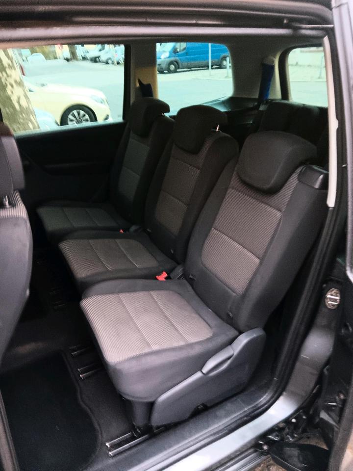 vw sharan 7 siitzer 2,0 tdi xenon navi  2014 euro 5 in Berlin