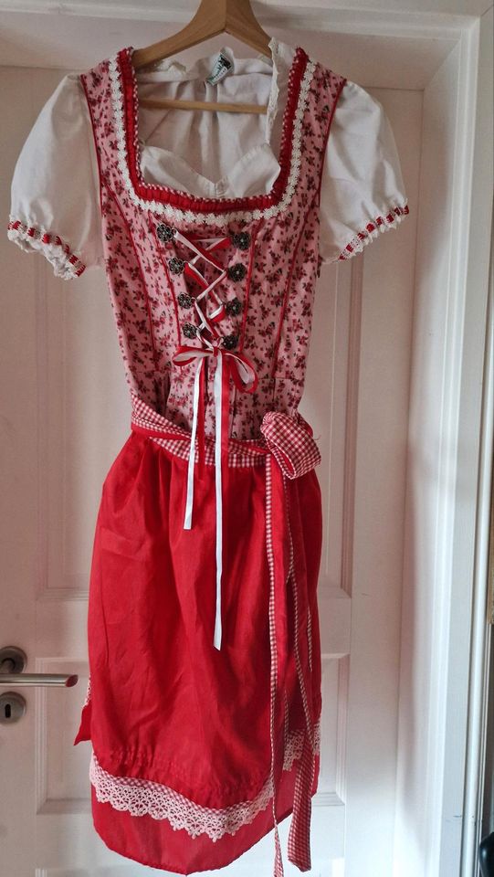 Dirndl rot weiß kariert in Suhl