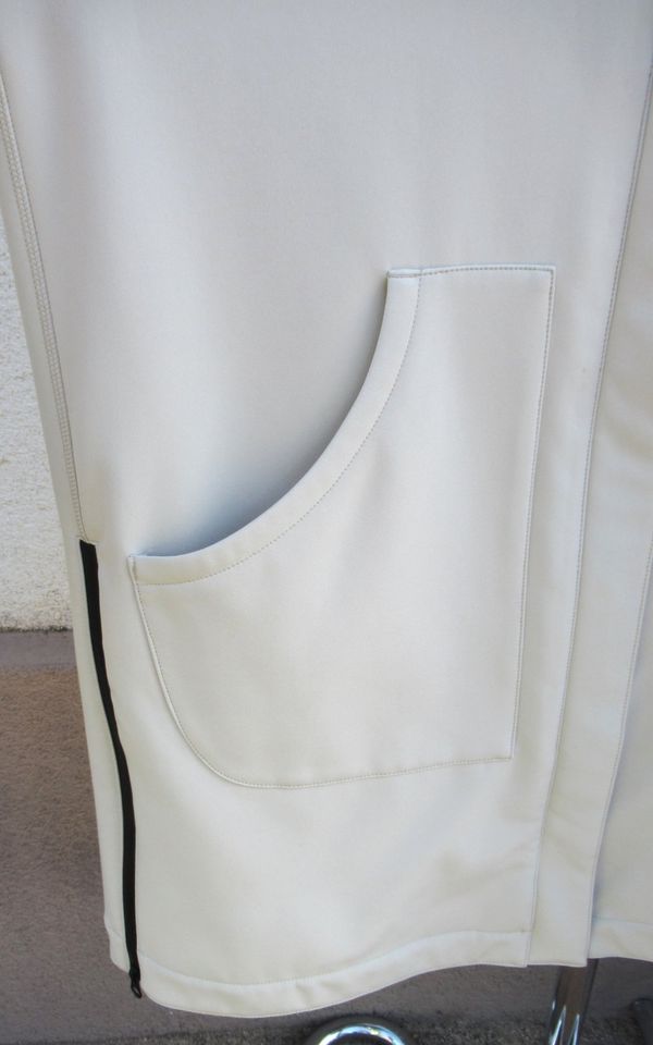 Softshelljacke Mantel mit Kapuze waterproof beige Größe 42 - neu in Linkenheim-Hochstetten