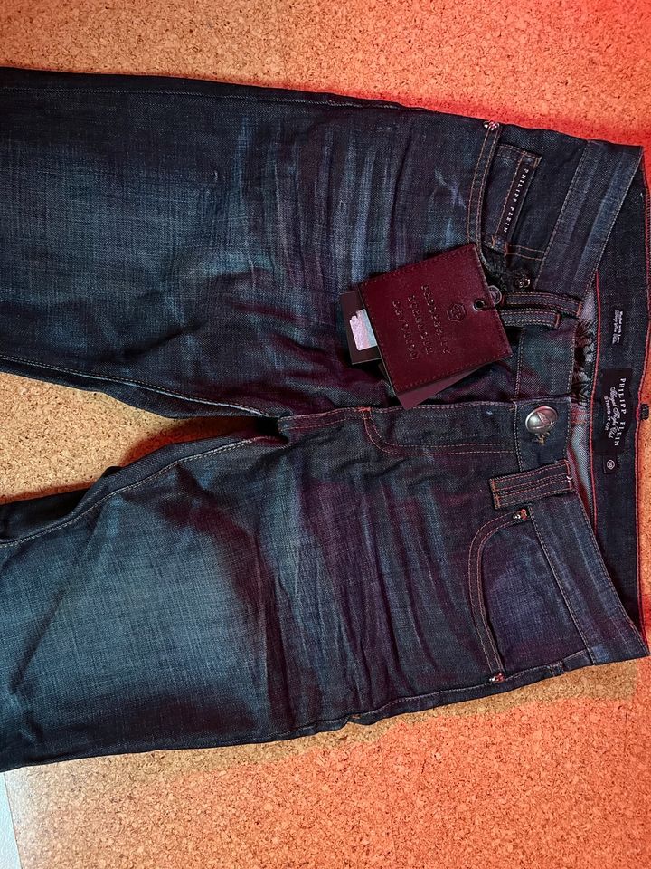 PLEIN Jeanshose Jeans "Illegal Fight Club" Gr. 30 in Oberhausen