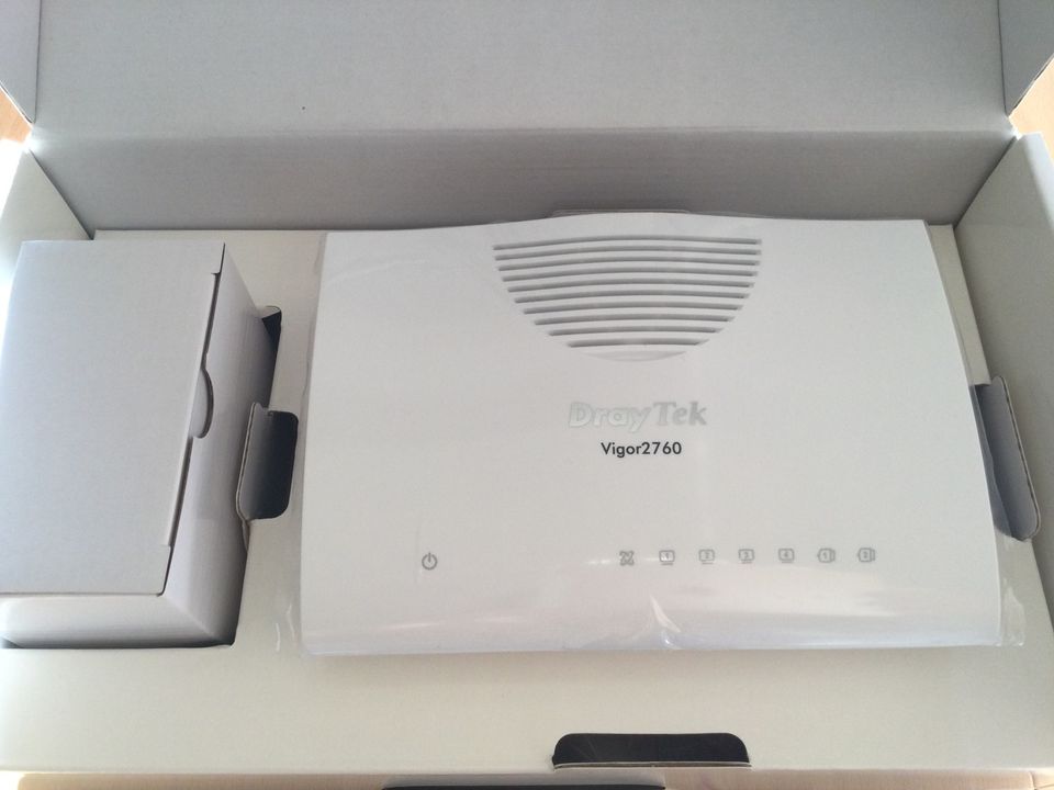 DrayTek High-Speed VDSL2-Router (Vigor2760), unbenutzt, neuwertig in Olching