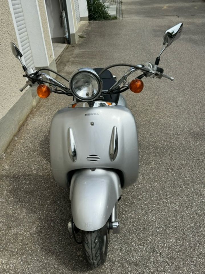 Honda Shadow HF-90 Retro Roller nur 3.550 Kilometer in Dietfurt an der Altmühl