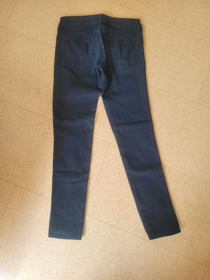 Schwarze Skinny Jeans von Denim (26/30) in Winnenden