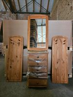 Wandgarderobe mit Spiegel und Regal Thüringen - Gera Vorschau