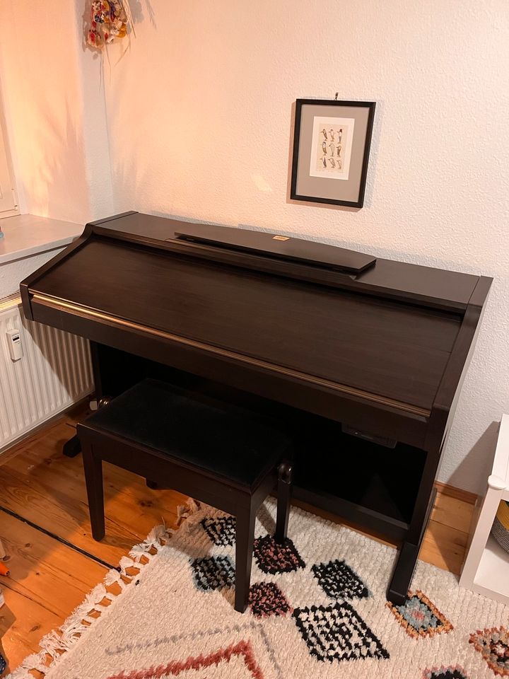 Yamaha Clavinova - Model CVP-203 in Dresden