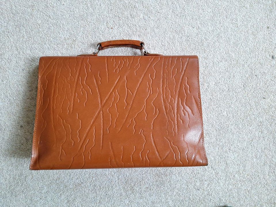 Aktentasche Tasche Leder 1970er in Satrup