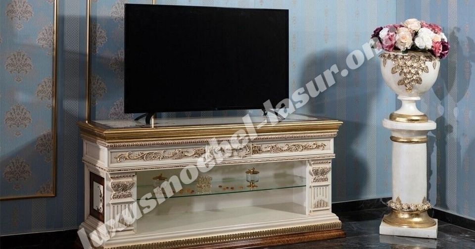 Barock Wohnzimmer Luxus Möbel Sofa Sessel Couchtisch TV Konsole in Essen