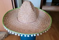 Großer Sombrero mit Bommeln zu verkaufen Niedersachsen - Stadthagen Vorschau