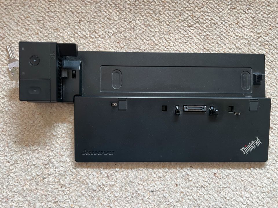 Lenovo Thinkpad Ultra Dock Dockingstation Notebook 40A2 in Biebergemünd