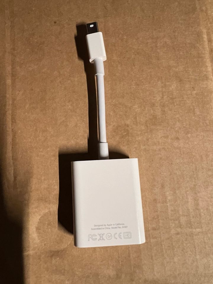 Original Apple Adapter Mini Displayport auf VGA in Germering