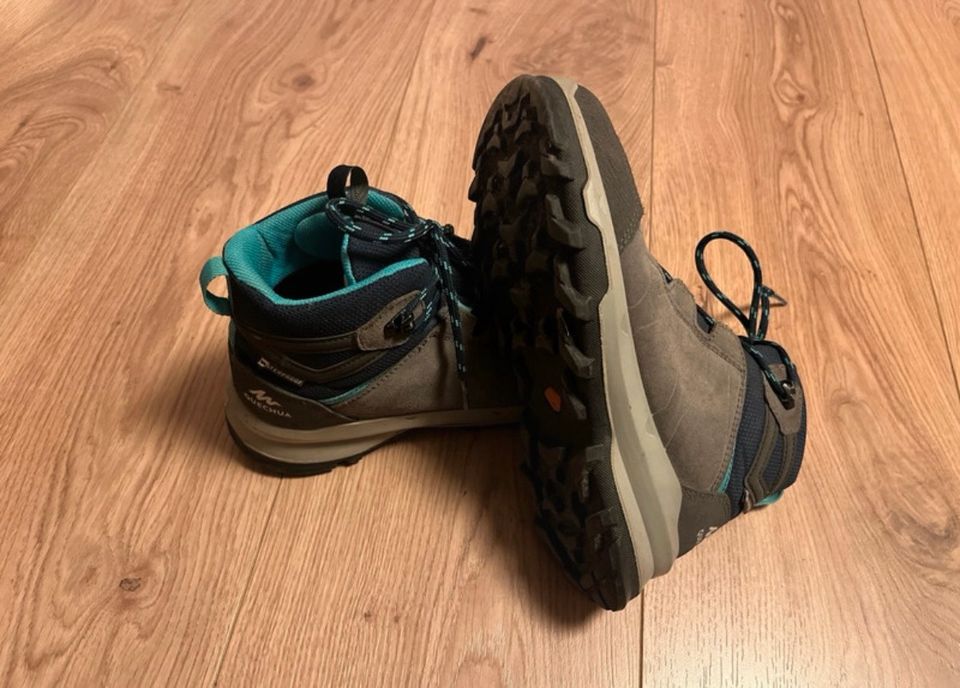 Wanderschuhe von Decathlon Größe 36 in Marbach am Neckar