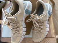 Nike Free Metcon 5 Fitness Sportschuhe neu! Niedersachsen - Braunschweig Vorschau