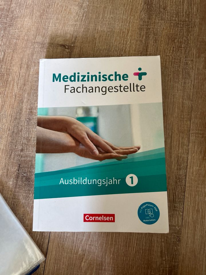 Medizinische Fachangestellte Lehrbuch mfa 1.Lehrjahr in Saarbrücken