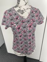 Shirt floral weiß schwarz grau rosa Größe M Niedersachsen - Wanna Vorschau