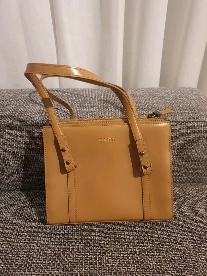 ESPRIT DAMEN HANDTASCHE TOP in Gelsenkirchen