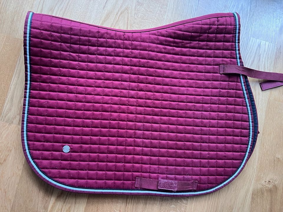 Schowmaster Schabracke Basic für Pony Farbe BERRY in Gilching