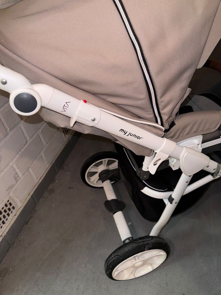 MyJunior Kinderwagen in Oberhausen