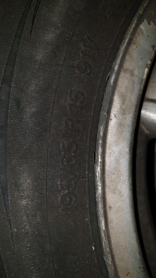 4x Sommerreifen 195/65 R15 91V DOT0509 Vredestein 5-6 mm Profil in Kamp-Lintfort