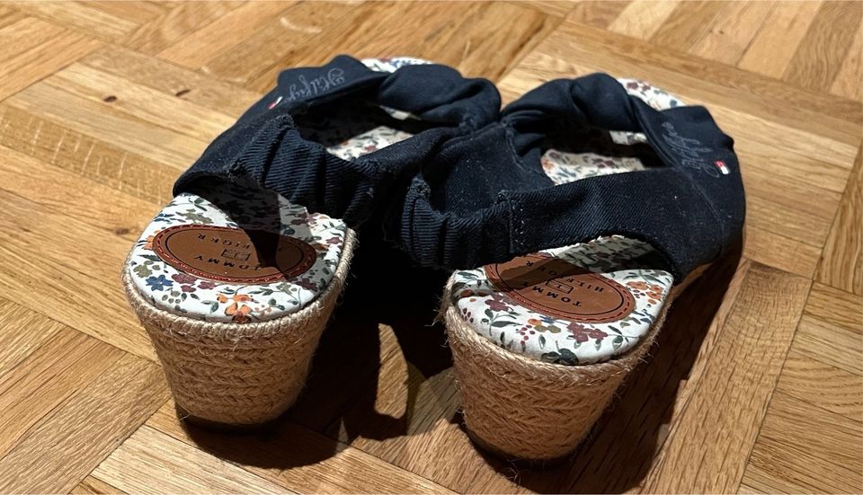 Schöne Wedges von Tommy Hilfiger, Größe 39 zu verkaufen in Kaiserslautern