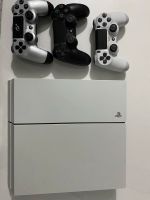 PS4 mit 3 Controller gepflegt. Nordrhein-Westfalen - Witten Vorschau