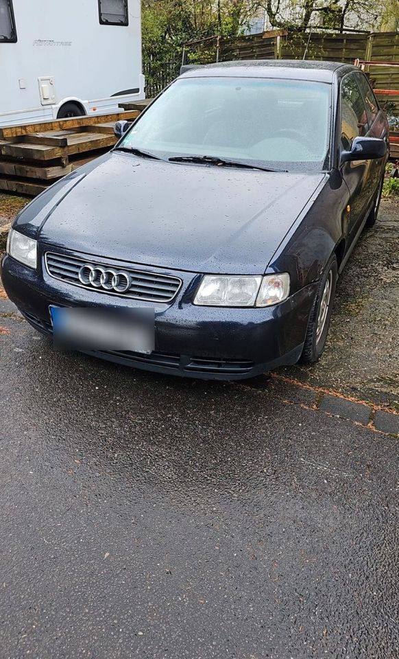 Audi A3 1,6 SR mit TÜV in Bürstadt