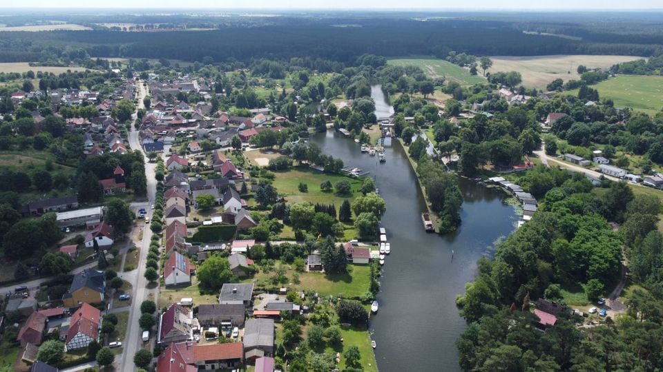 Provisionsfrei für den Käufer…Große Immobilie mit eigenem Steg und Bootshaus! in Fürstenberg/Havel