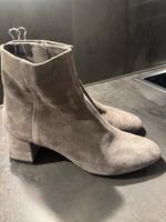 WILD-Leder Stiefeletten v Zara, grau, Gr.39 (neuwertig!!!) Nordrhein-Westfalen - Bocholt Vorschau