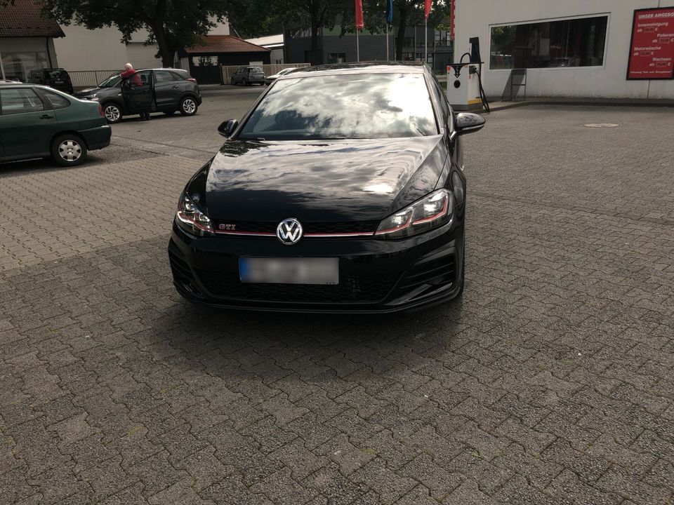 Golf 7,5 GTI "Performance" 2,0 TSI  180 kW (245 PS) in Bad Lippspringe