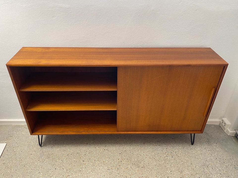 * WK MÖBEL HIGHBOARD SIDEBOARD TEAKHOLZ SCHIEBETÜR HAIRPIN 60ER in Berlin