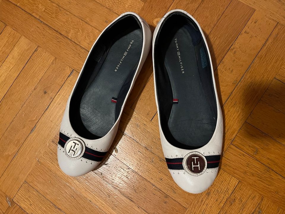 Schöne Tommy Hilfiger Ballerinas, Größe 39 zu verkaufen in Kaiserslautern