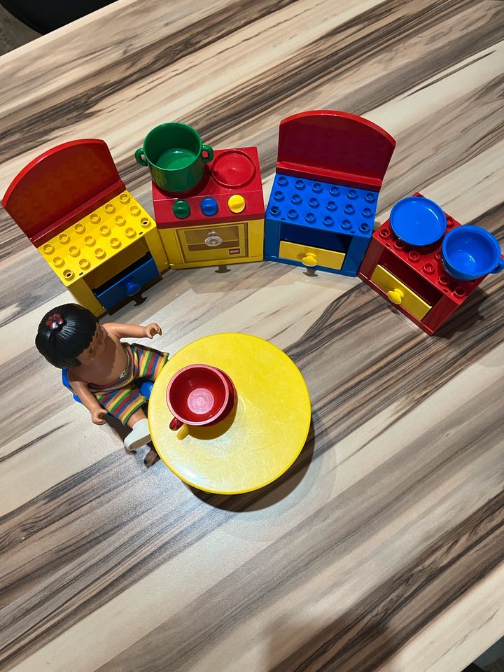 Lego Duplo Education , große Puppe und Möbel in Reinhardshagen